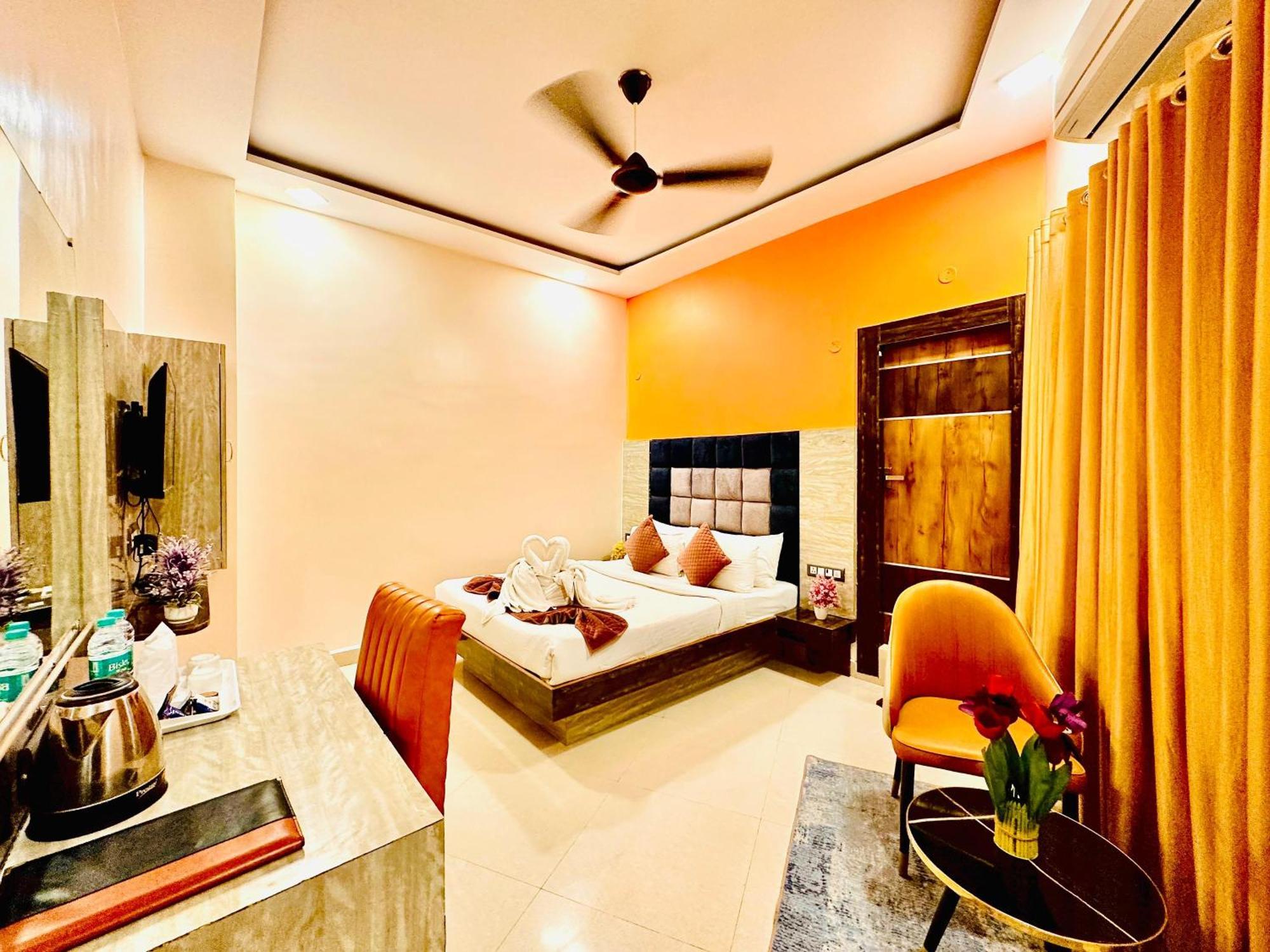Hotel Sky International- Airport Zone Hyderabad Шамшабад Екстериор снимка
